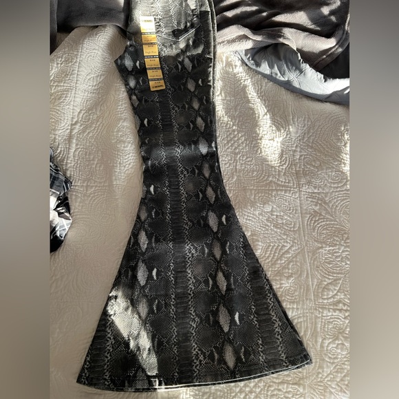 Rock and Roll Denim Bell Flares - Picture 4 of 4